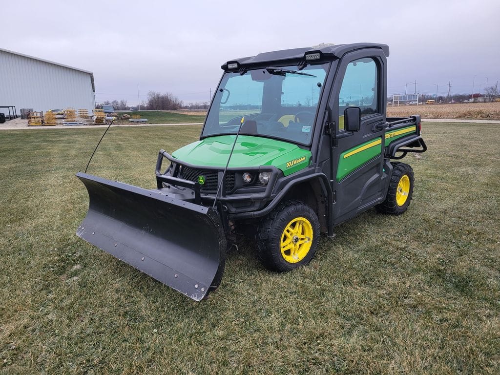 2018 John Deere XUV 865M Equipment Image0