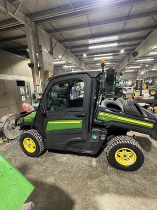 Image of John Deere XUV 865M equipment image 2