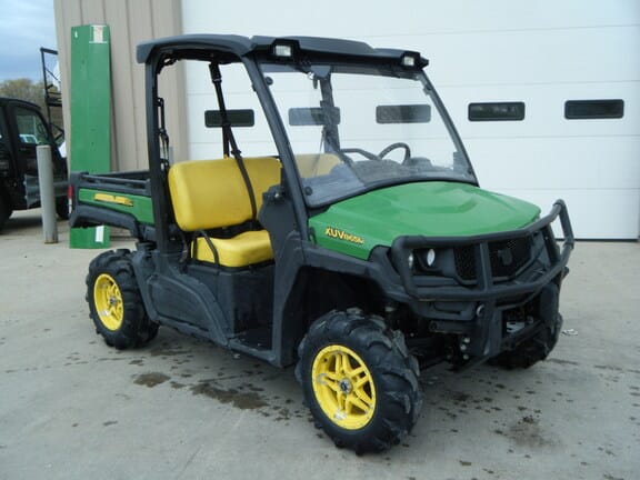 2018 John Deere XUV 865M Equipment Image0