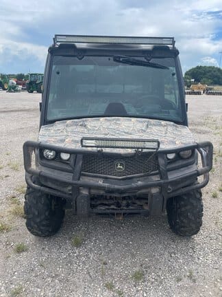 2018 John Deere XUV 865M Equipment Image0