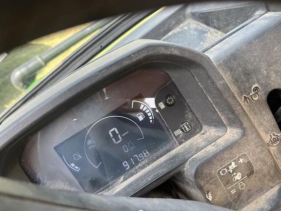 Image of John Deere XUV 865M equipment image 4