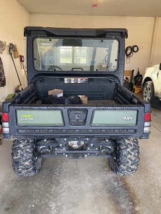 Image of John Deere XUV 865M equipment image 3