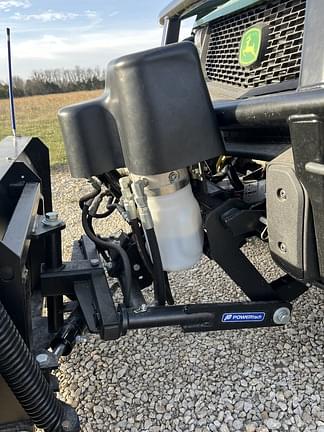 Image of John Deere XUV 865R equipment image 1