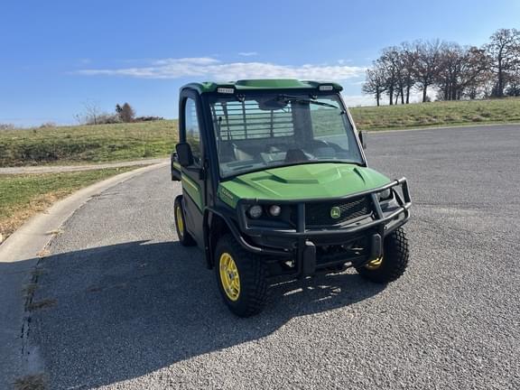 Image of John Deere XUV 865R equipment image 1