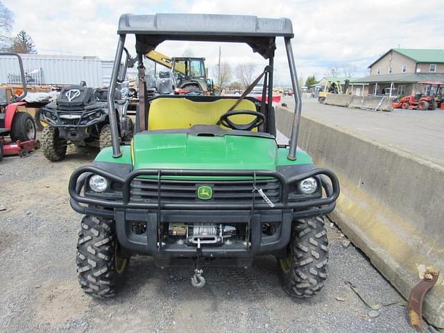 Image of John Deere XUV 825M equipment image 2