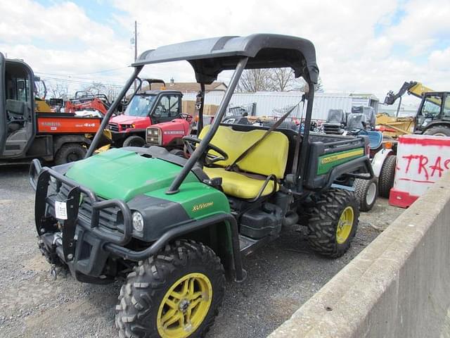 Image of John Deere XUV 825M equipment image 1