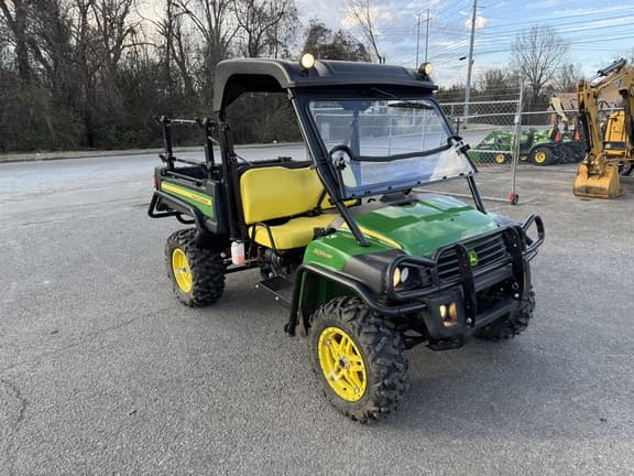 Image of John Deere XUV 825M equipment image 2