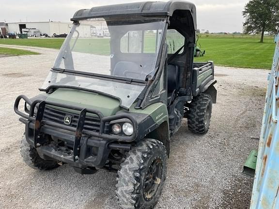 Image of John Deere Gator XUV 825i equipment image 1