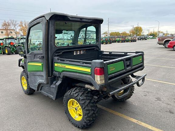 Image of John Deere XUV 835M equipment image 2