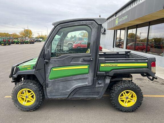 Image of John Deere XUV 835M equipment image 1