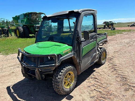 Image of John Deere XUV 835M Primary image