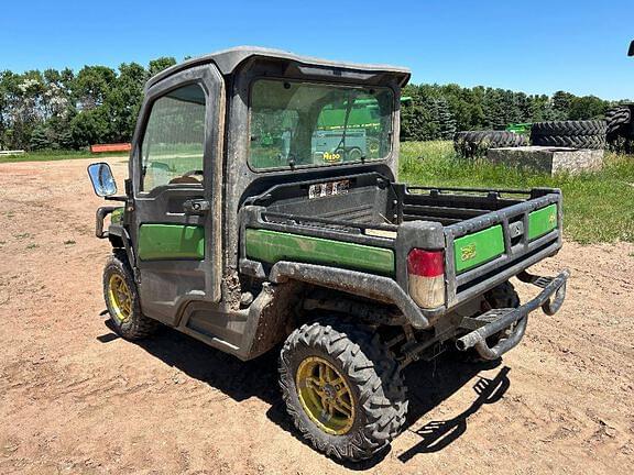 Image of John Deere XUV 835M equipment image 1