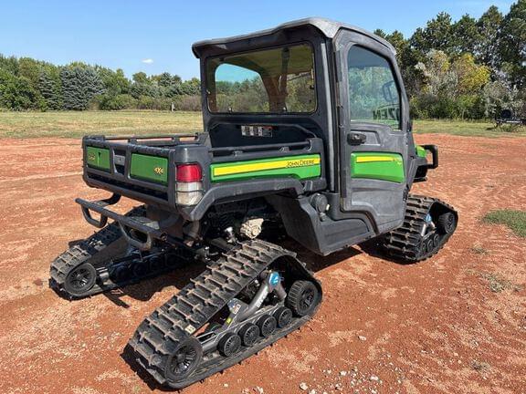 Image of John Deere XUV 835M equipment image 4