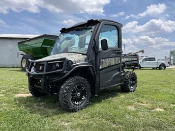 Main image John Deere XUV 835R