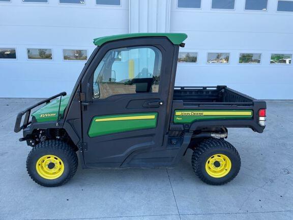 Image of John Deere XUV 835R equipment image 1