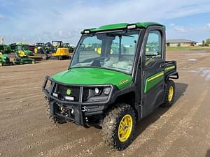 2018 John Deere XUV 835R Image