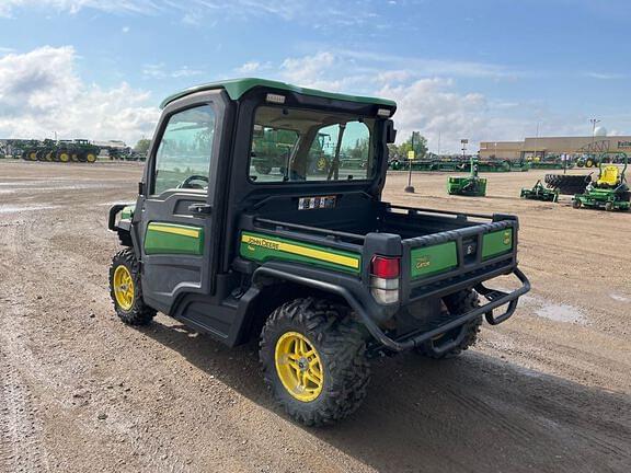 Image of John Deere XUV 835R equipment image 2