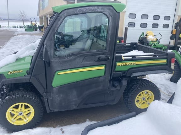 Main image John Deere XUV 835R