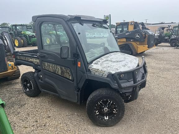 Image of John Deere XUV 835R equipment image 1