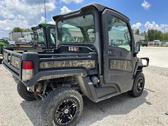 Image of John Deere XUV 835R equipment image 4