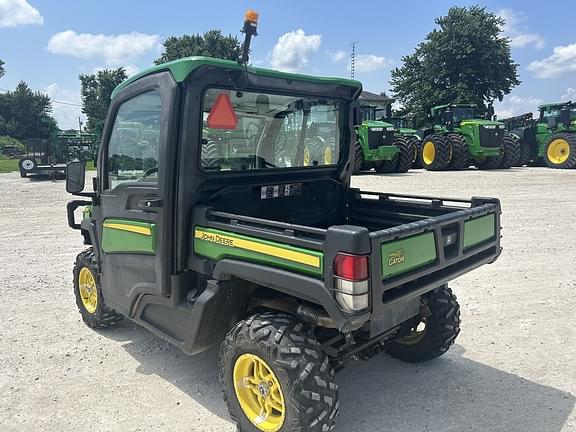 Image of John Deere XUV 835R equipment image 2