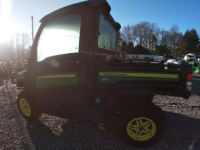 Image of John Deere XUV 865M equipment image 2