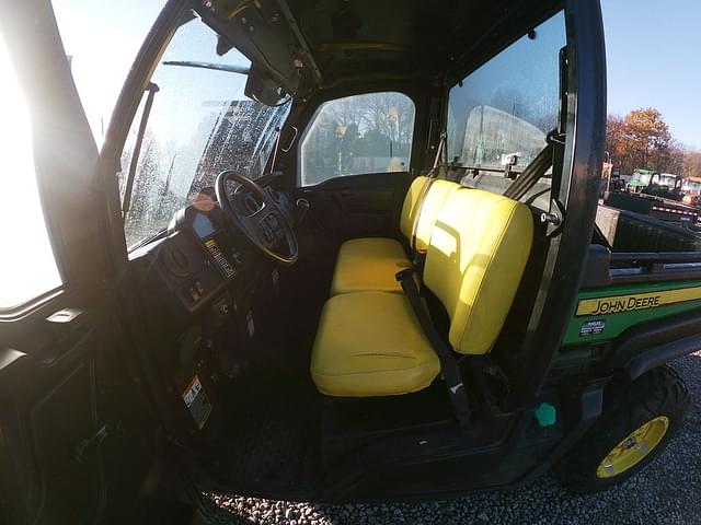 Image of John Deere XUV 865M equipment image 4