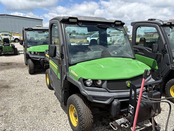 Image of John Deere XUV 865M equipment image 2