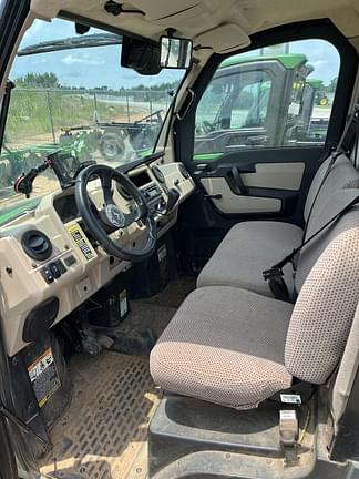 Image of John Deere XUV 865R equipment image 4