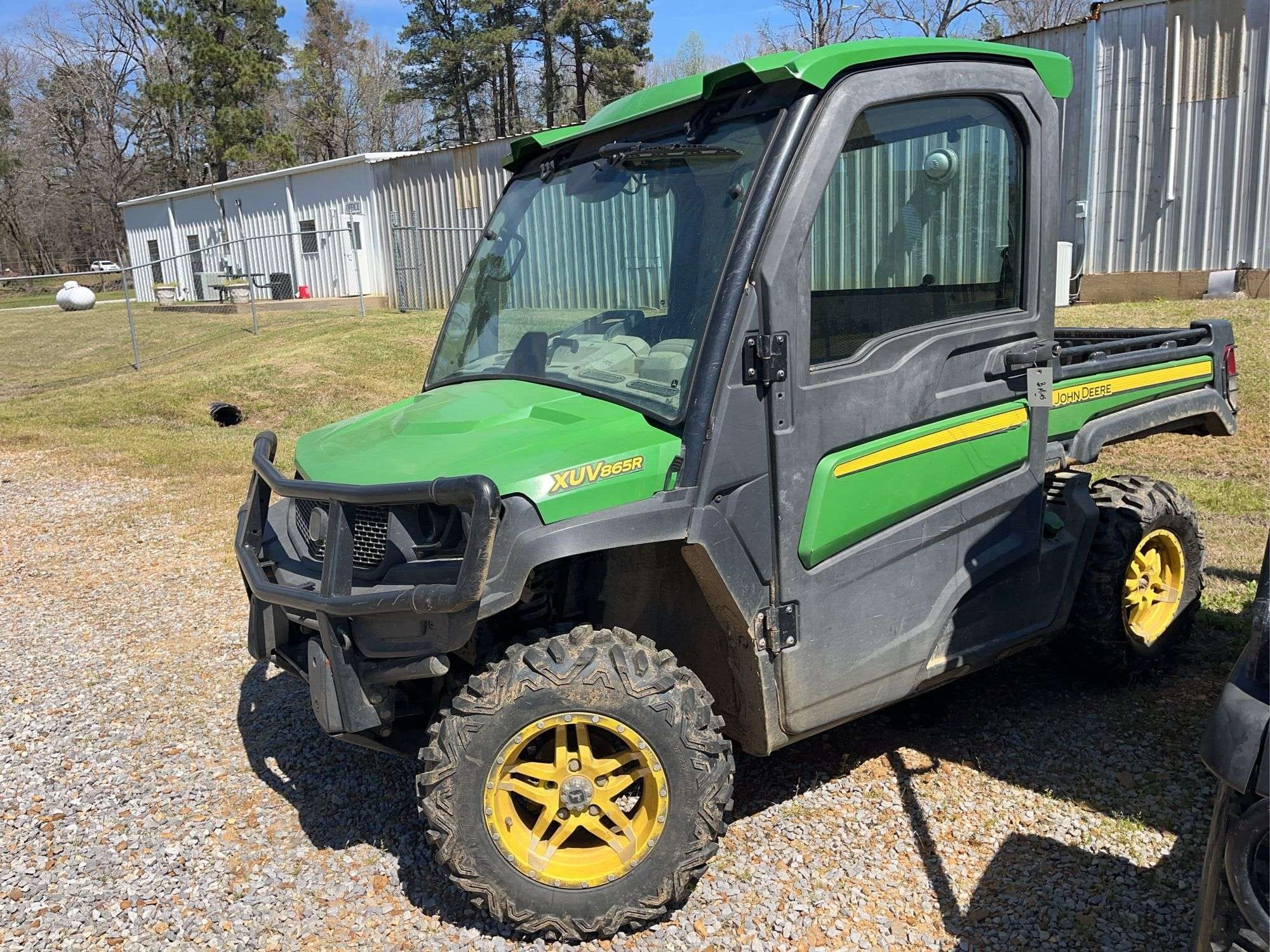 2018 John Deere XUV 865R Equipment Image0