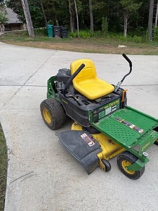 Image of John Deere Z335E equipment image 2