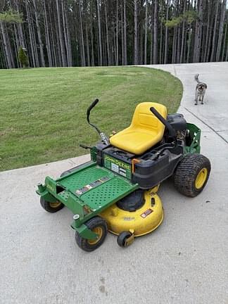 Image of John Deere Z335E equipment image 1