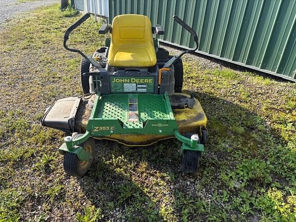 Image of John Deere Z335E equipment image 1