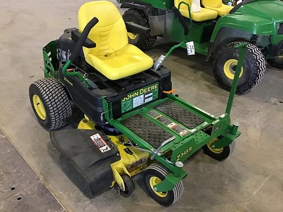 Image of John Deere Z345R equipment image 3