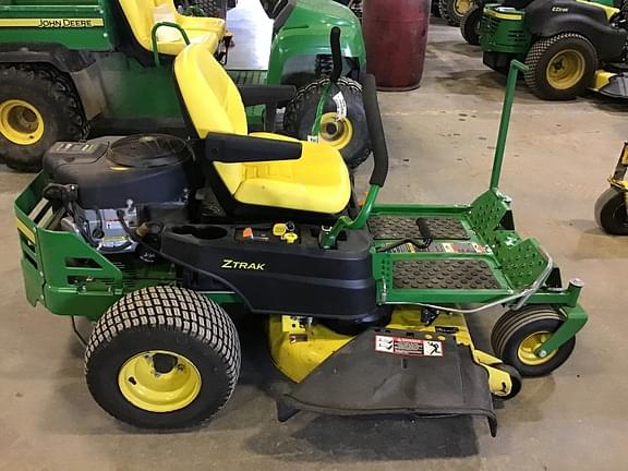 Image of John Deere Z345R equipment image 1