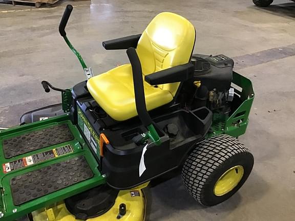 Image of John Deere Z345R equipment image 2