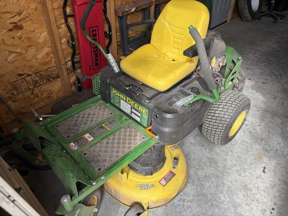 2018 John Deere Z345R Equipment Image0