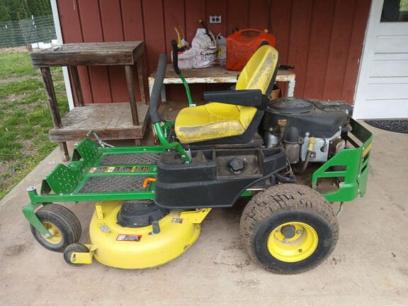 2018 John Deere Z345R Equipment Image0