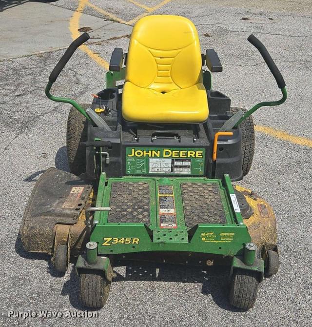 Image of John Deere Z345R equipment image 1