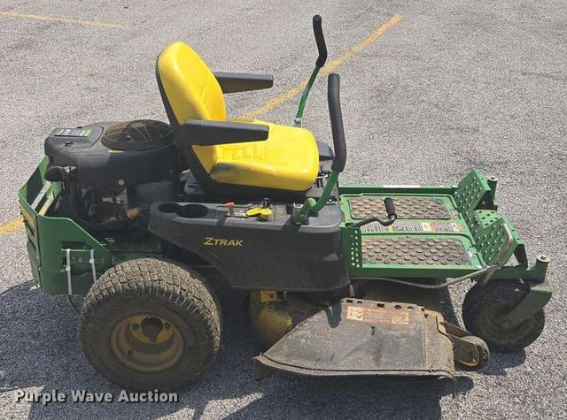Image of John Deere Z345R equipment image 3