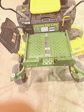 Image of John Deere Z355E equipment image 3
