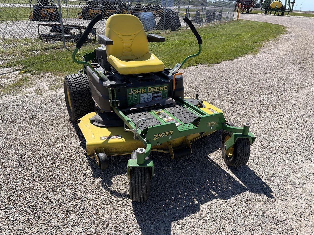 2018 John Deere Z375R Equipment Image0