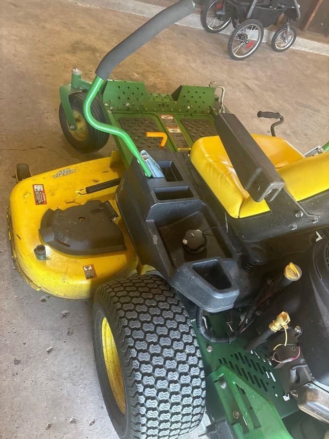 Image of John Deere Z375R equipment image 3