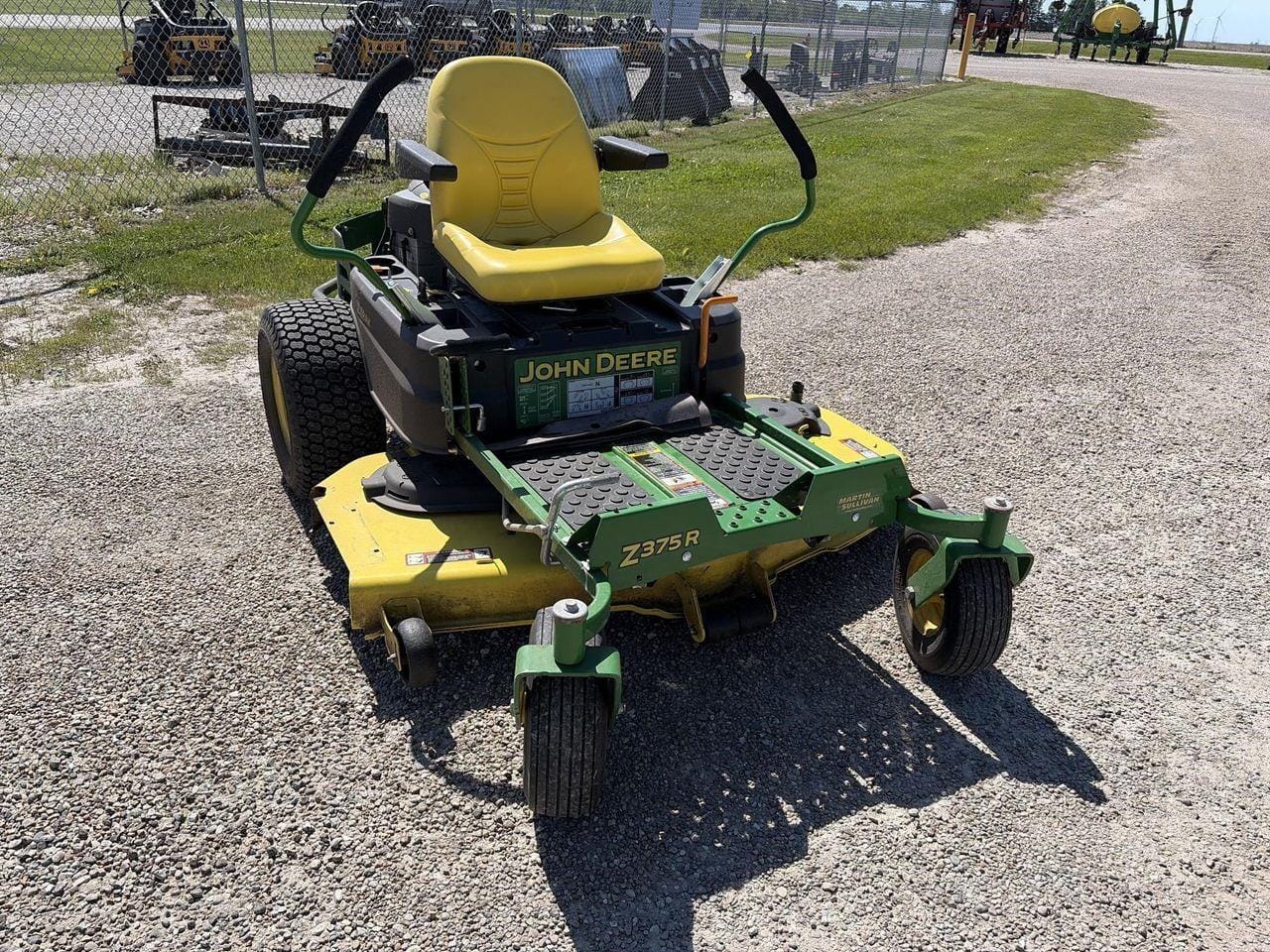 2018 John Deere Z375R Equipment Image0