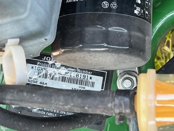 Image of John Deere Z525E equipment image 3