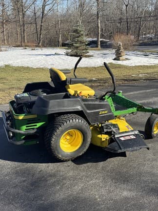 Image of John Deere Z525E equipment image 2