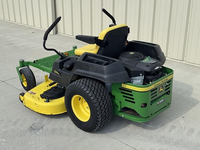 Image of John Deere Z525E equipment image 2
