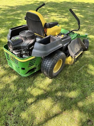 Image of John Deere Z535M equipment image 4