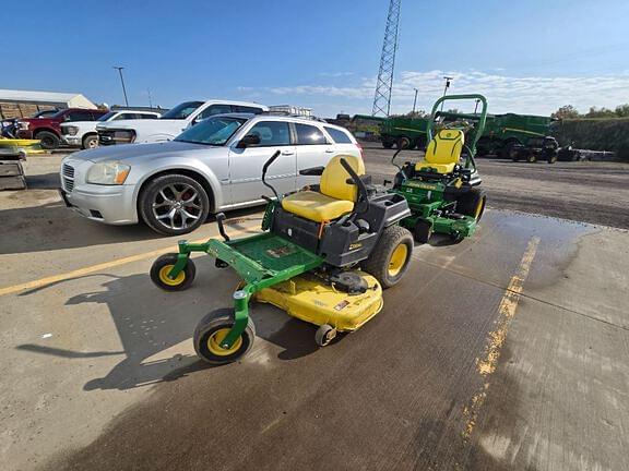 Image of John Deere Z535M equipment image 1