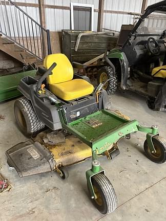 Image of John Deere Z535M equipment image 1